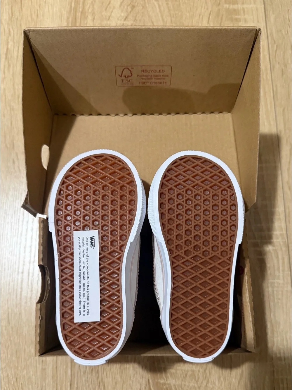 Vans toddler girl Cream Sneakers with Pink Metallic Straps